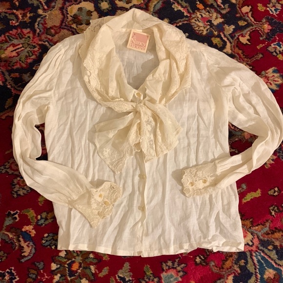 NWT ELEGANT 100% IRISH LINEN BLOUSE - Picture 1 of 7